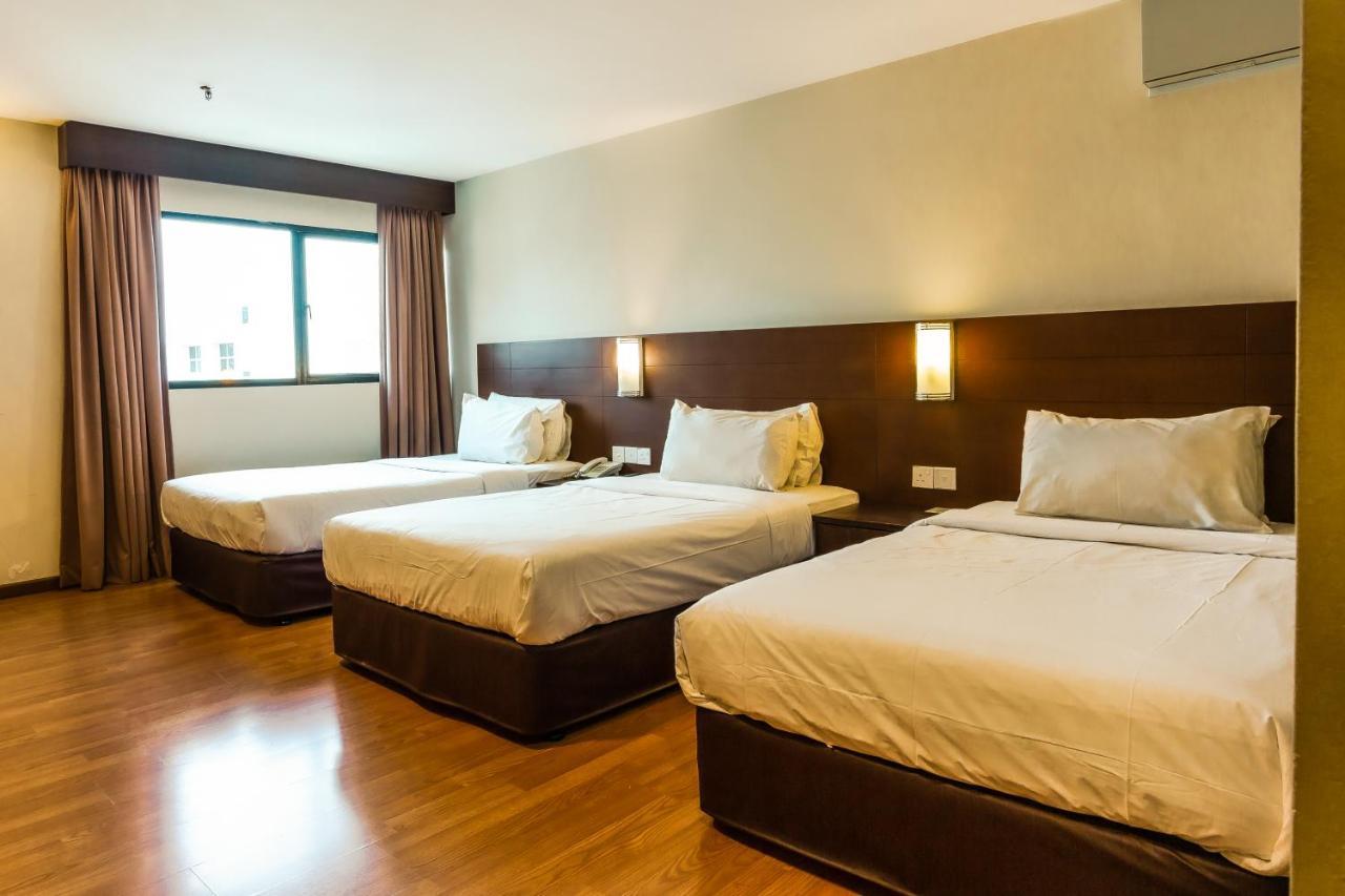 Pp Hotel By Moxy Джордж Таун Екстериор снимка